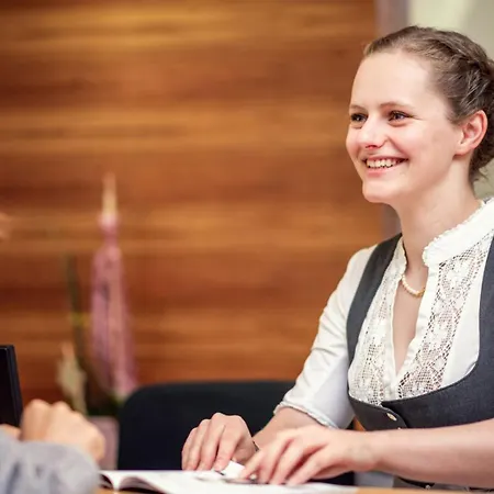 Aparthotel Aktiv- & Gesundheitsresort Gxund - Thermeneintritt Inklusive Bad Hofgastein